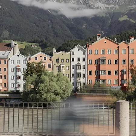 Gruene Haus - Boutique Ecofriendly شقة فندقية 4*