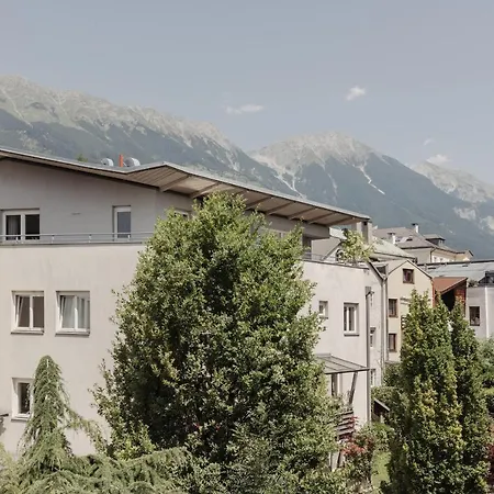 Lägenhetshotell Gruene Haus - Boutique Ecofriendly